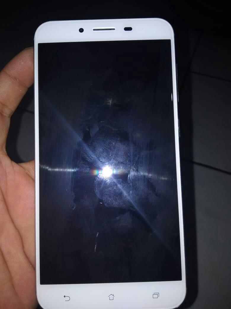Asus Zenfone Max 3 Ram 3 32 No Minus Telepon Seluler Tablet Di Carousell