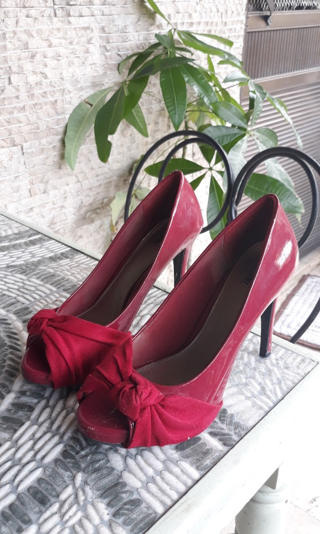 Fioni Red Peep Toe Heels 7.5, Women's 