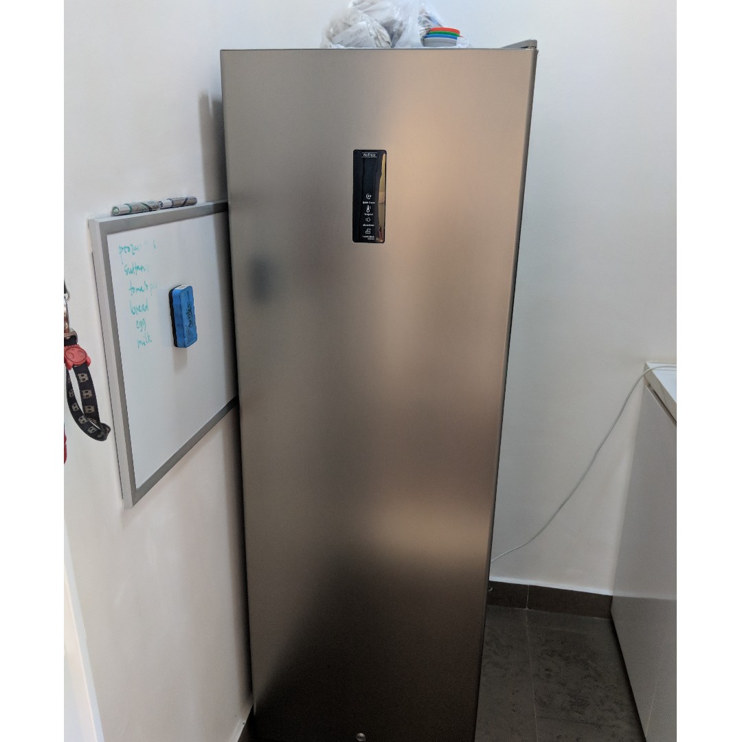 FREEZER stand alone, upright, TV & Home Appliances, Kitchen