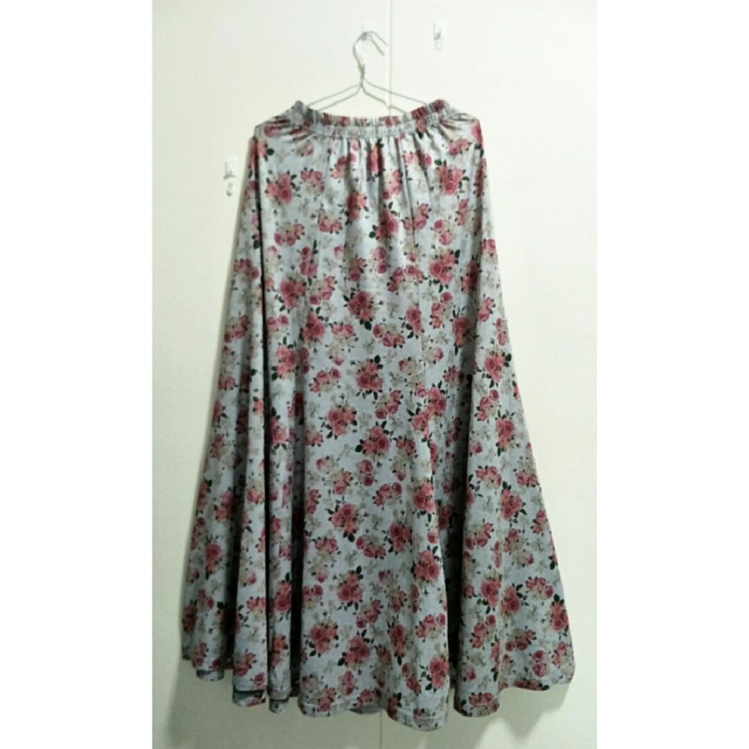 grey floral maxi skirt