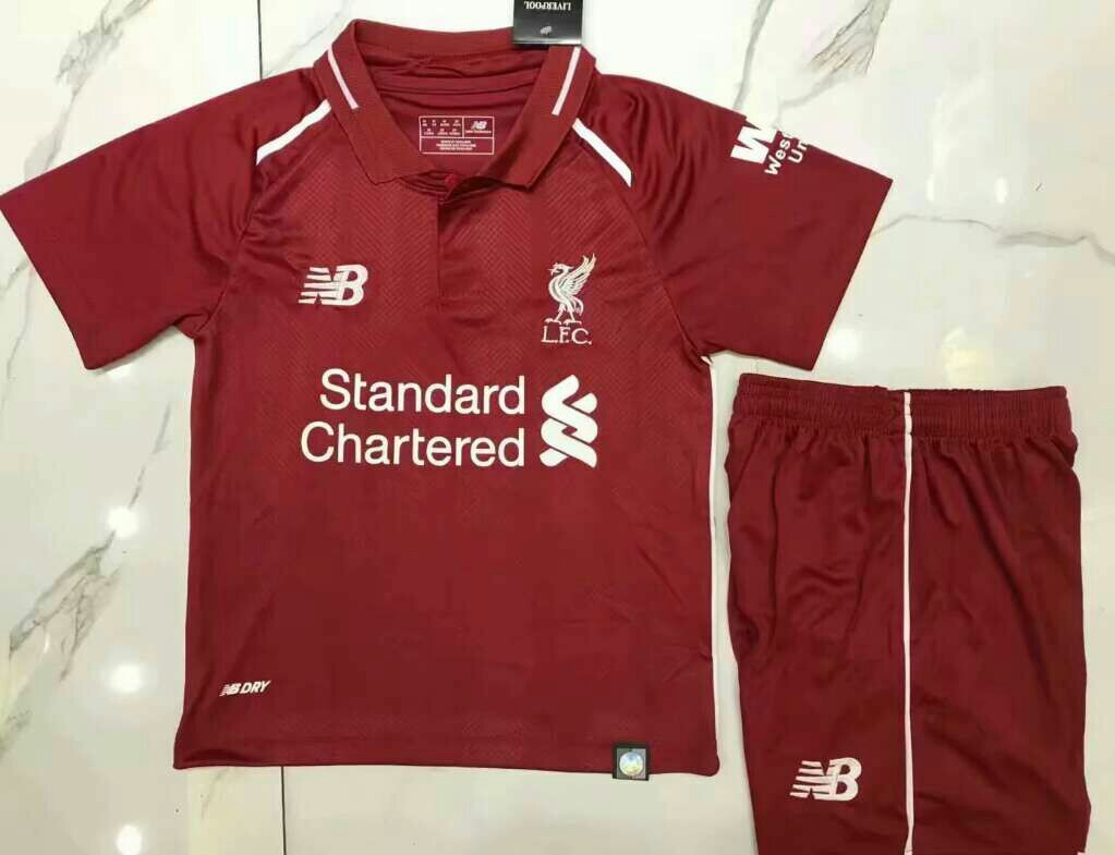 liverpool home short