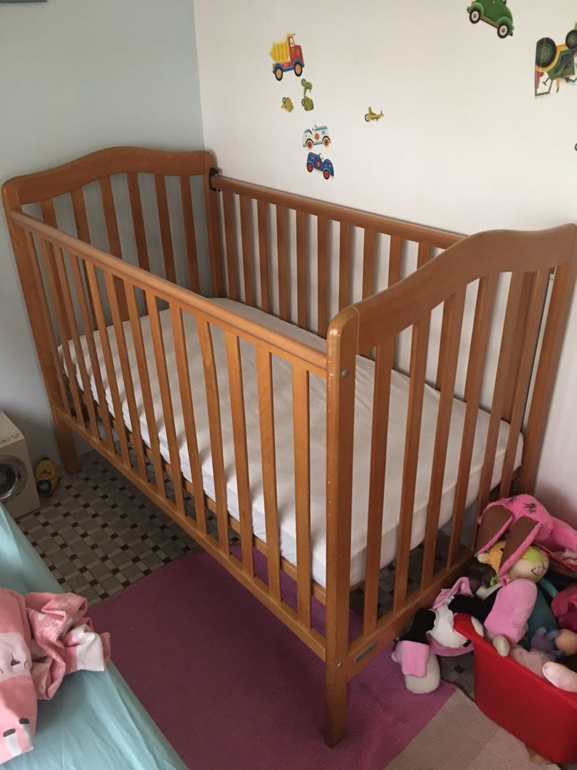 mamma and pappa cot bed