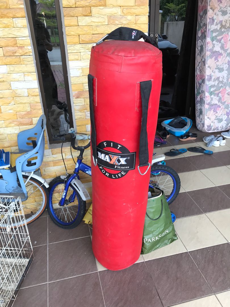 Maxx hotsell punching bag