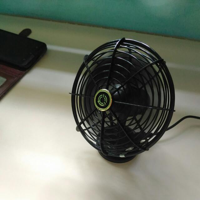 Mistral Mini USB Desk Fan, Furniture & Home Living, Lighting & Fans