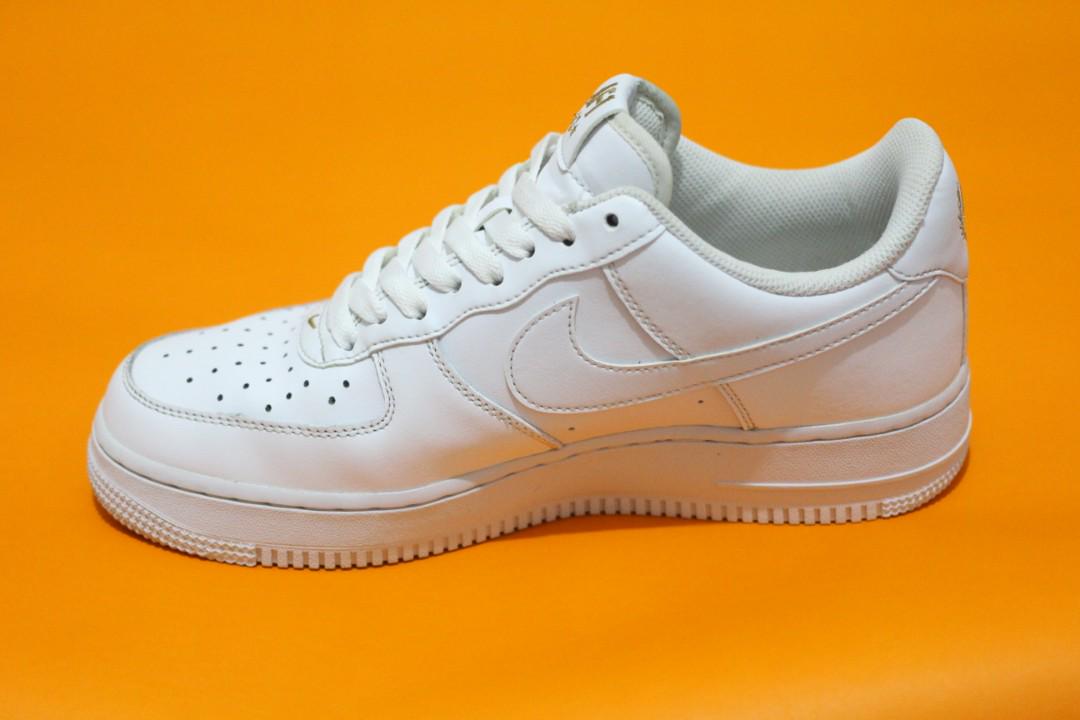 air force 1 gold outline