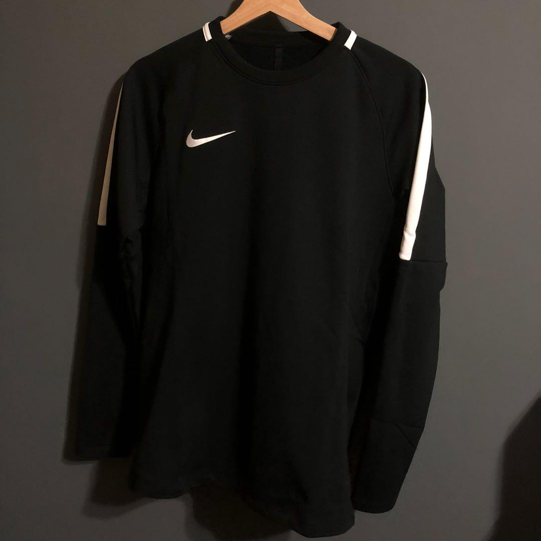 cheap nike training tops