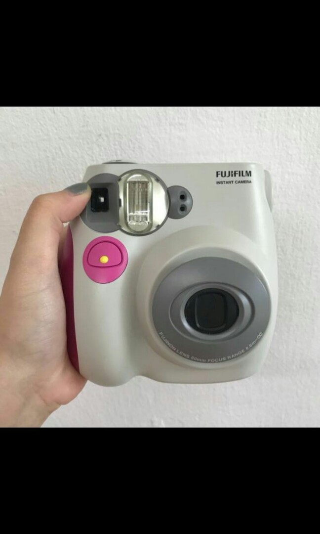 Fujifilm Polaroid Camera 7S, Photography, Cameras on Carousell