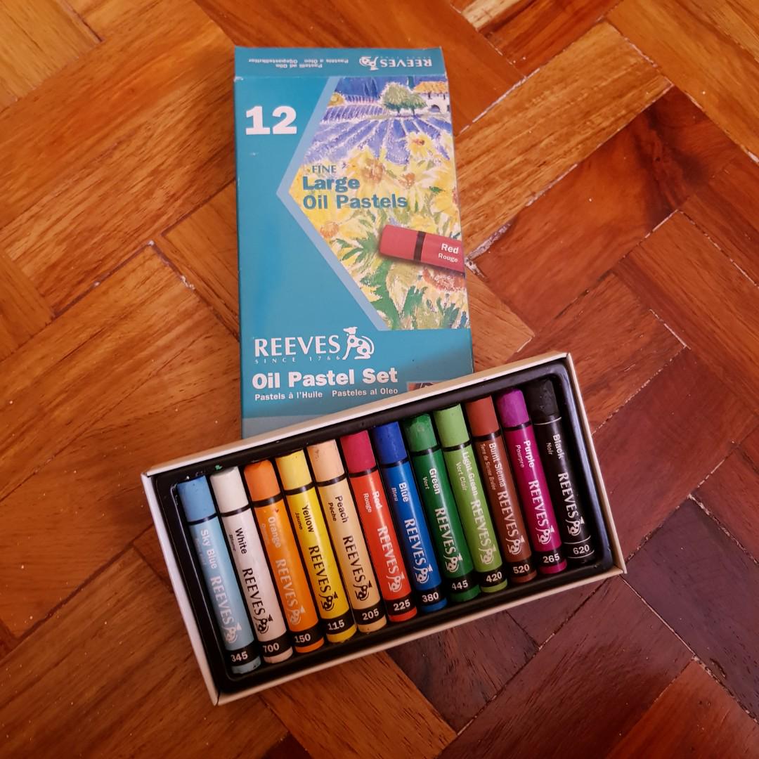 REEVES OIL PASTEL SET (Category: Craft Supplies & Tools) located in Quezon City. Submitted by prlyshell (Listing ID 186962488, Image 1). Description: 🚨 Used 3 colors ONLY..