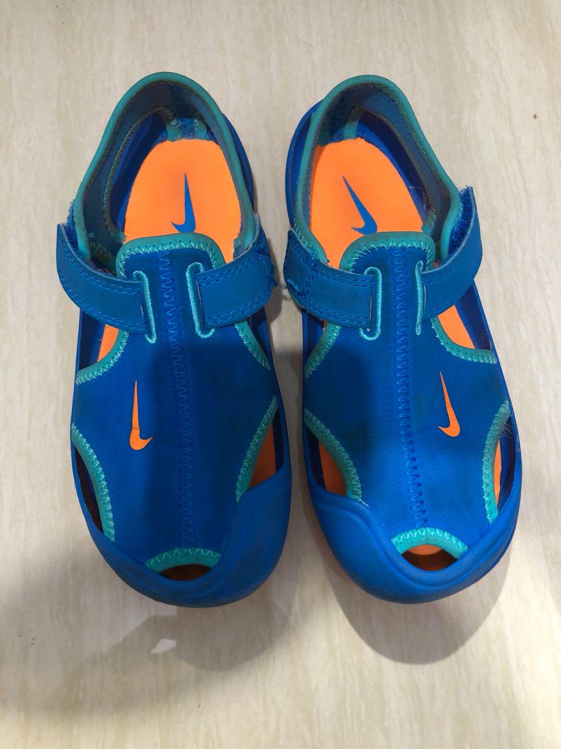 Sepatu sandal nike hotsell