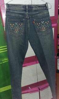 Celana jins 2