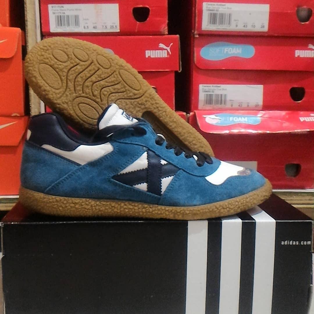munich sneakers goal