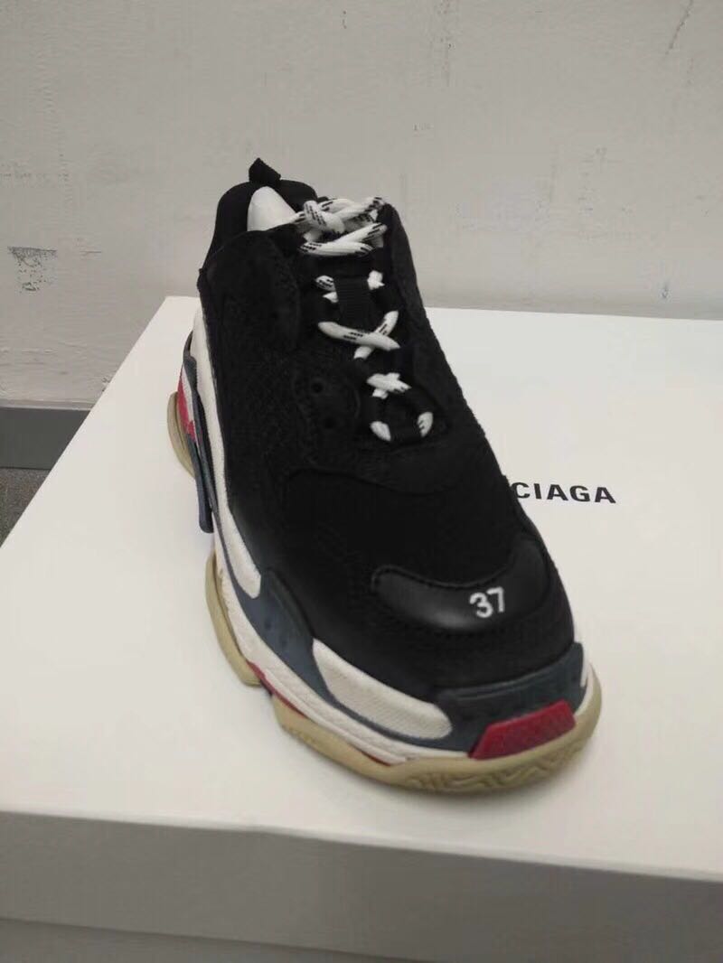 balenciaga triple 37