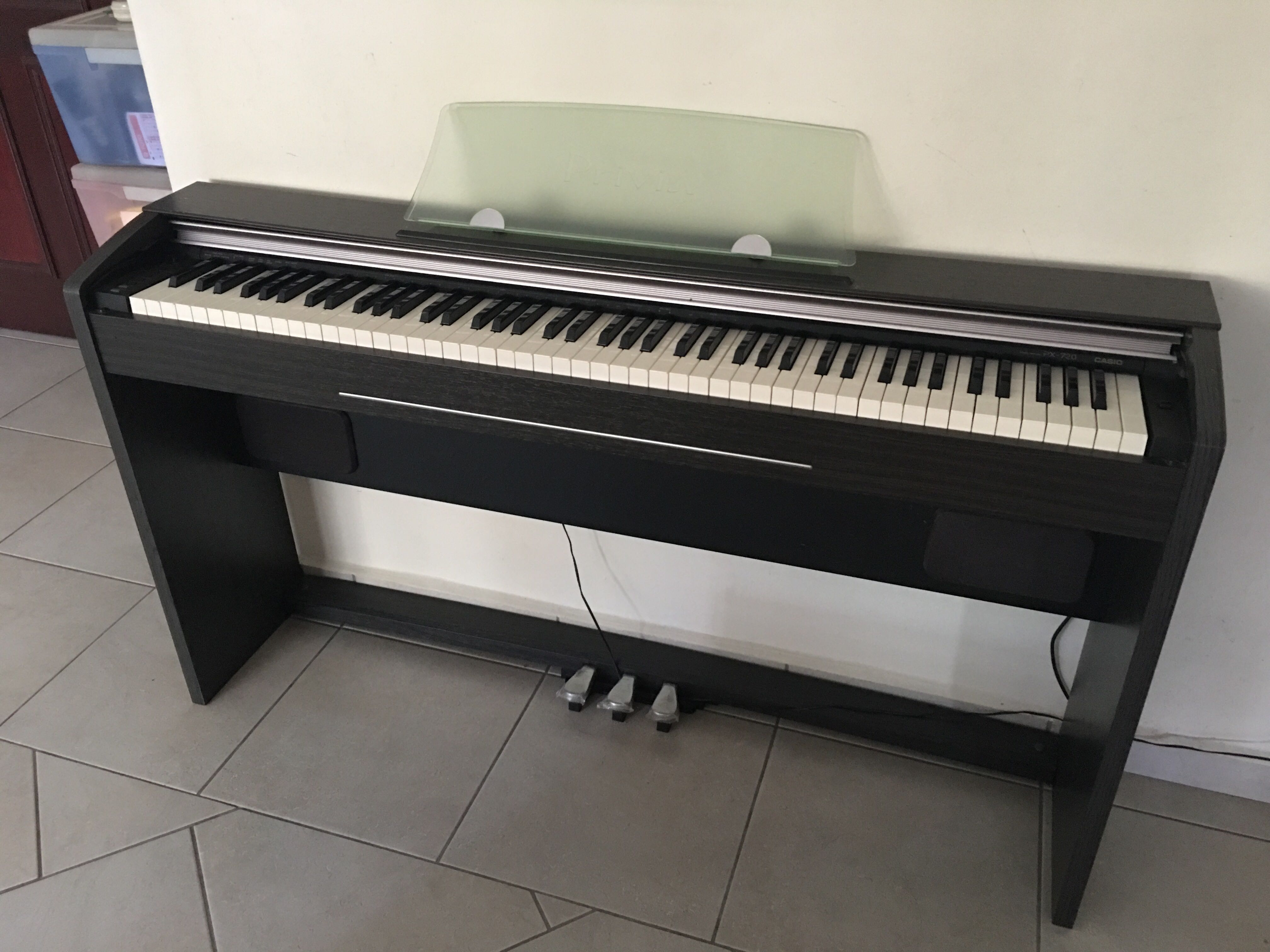 Array af Lyrical krak Casio digital piano PX-720 with bench, Hobbies & Toys, Music & Media,  Musical Instruments on Carousell