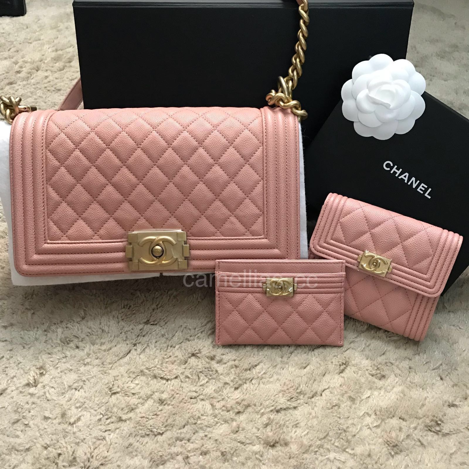 chanel boy pink caviar