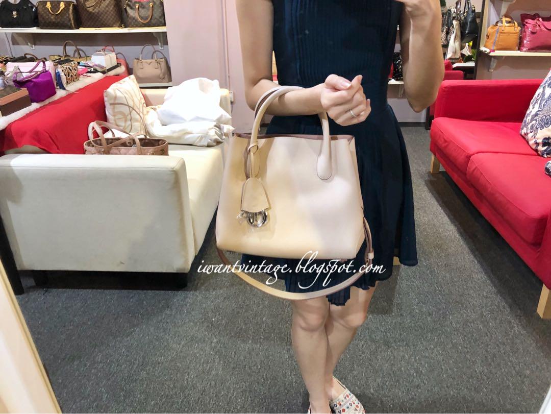 Christian dior open bar bag store