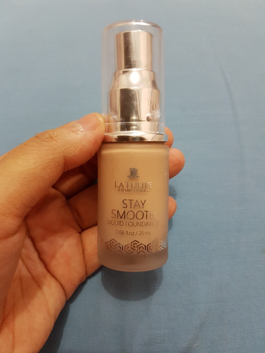 la tulipe stay smooth liquid foundation
