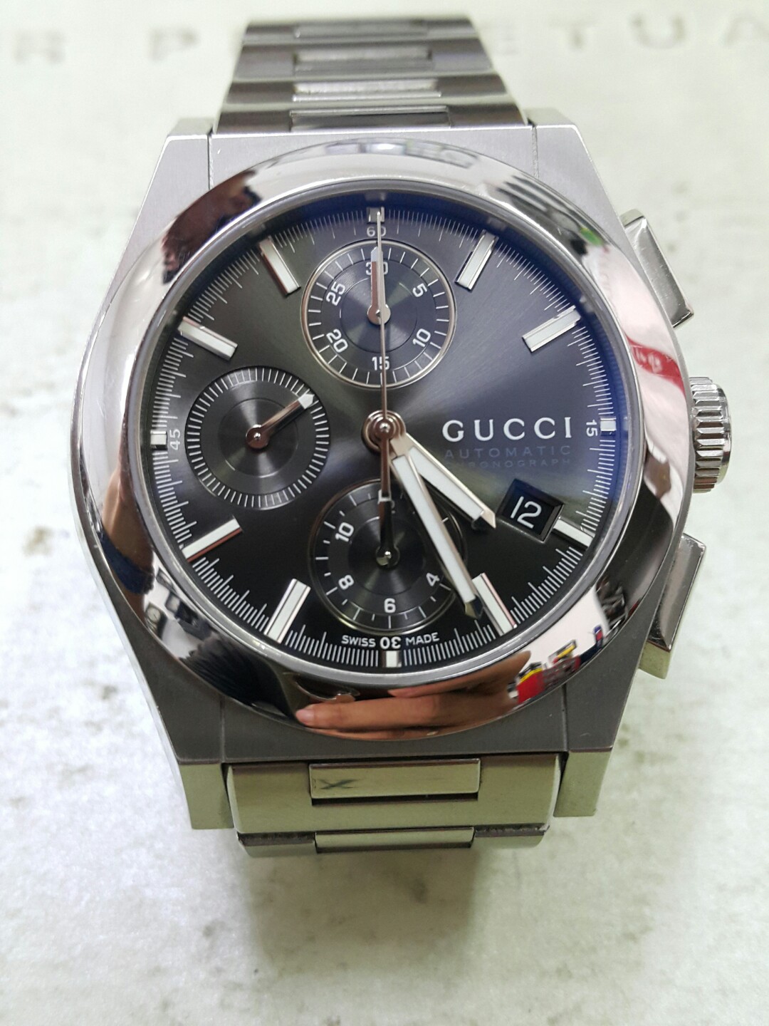 Gucci automatic chronograph best sale watch