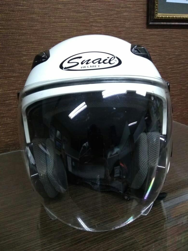 Helm Snail Half face double visor, Motor di Carousell