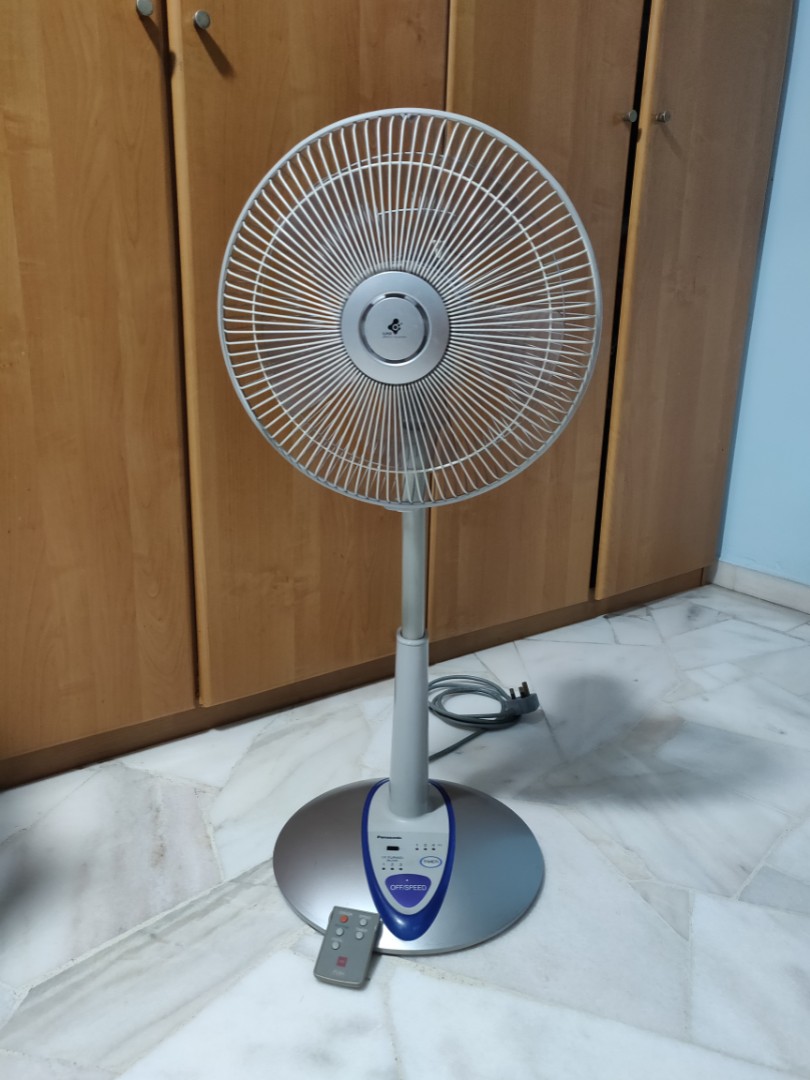 Panasonic Stand Fan F307KH with remote, Furniture & Home Living