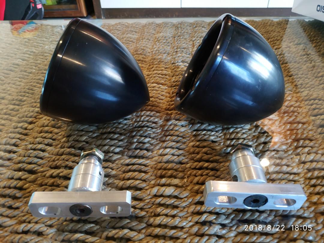 component speaker pods