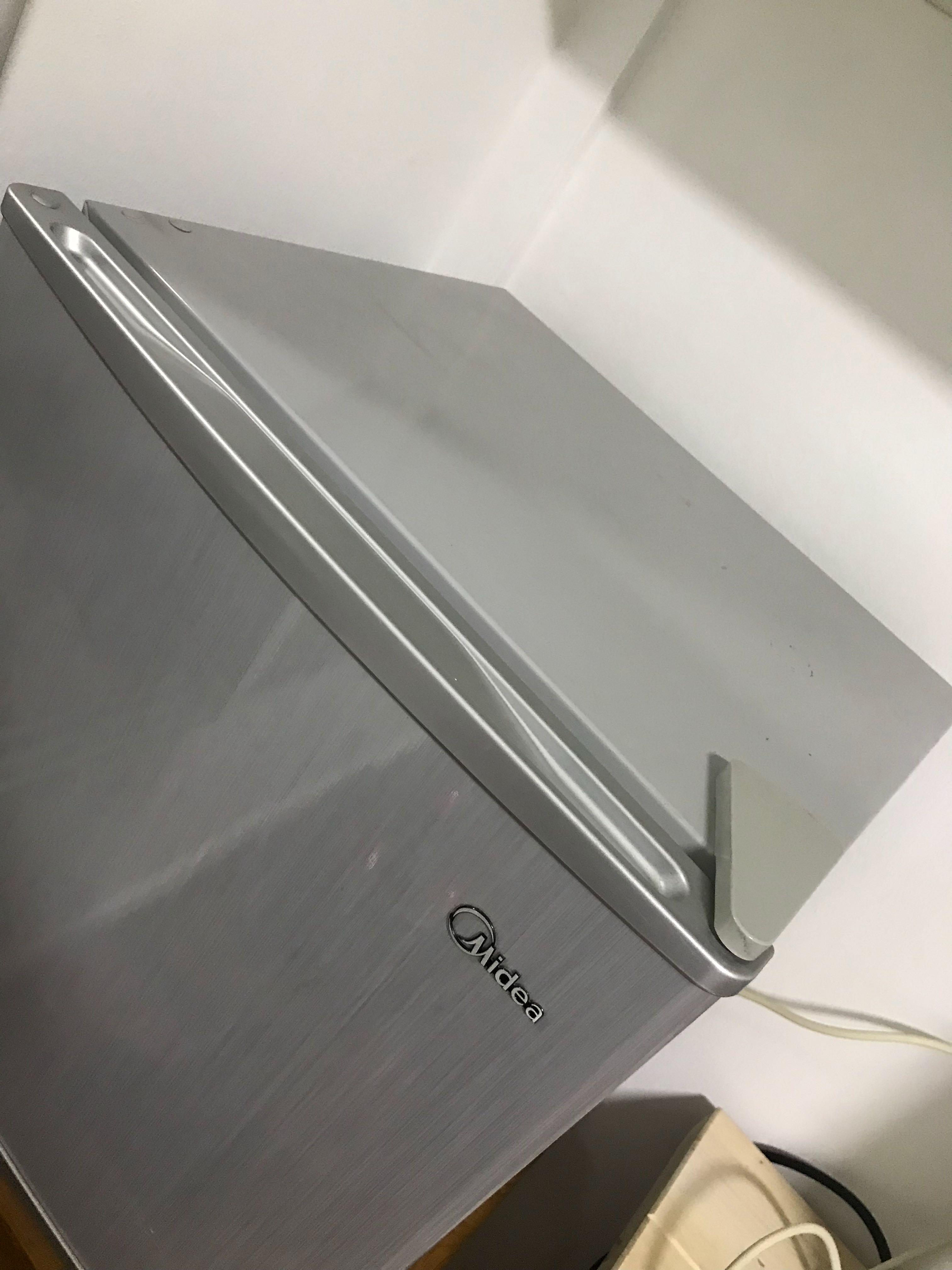 Mini Fridge, TV & Home Appliances, Kitchen Appliances, Refrigerators