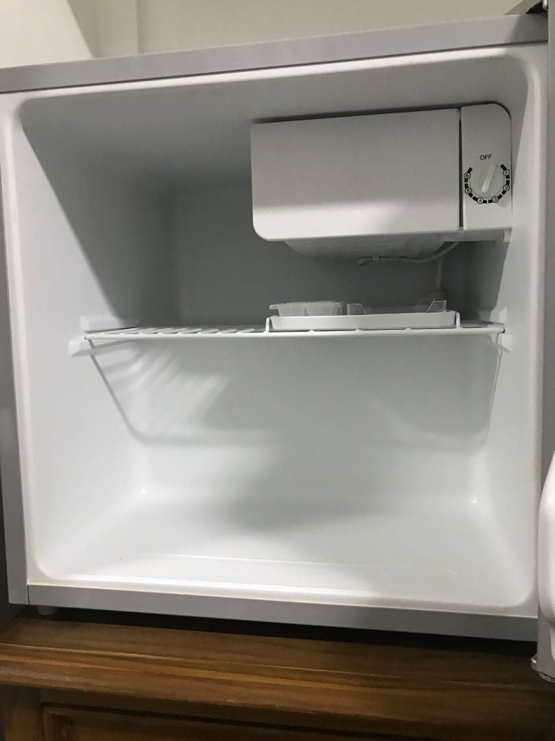 Mini Fridge, TV & Home Appliances, Kitchen Appliances, Refrigerators