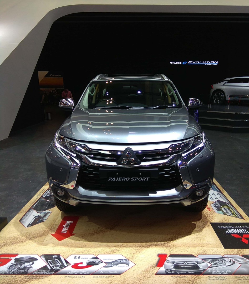 Pajero Sport Dakar 2018 Mobil Motor Mobil Untuk Dijual Di Carousell