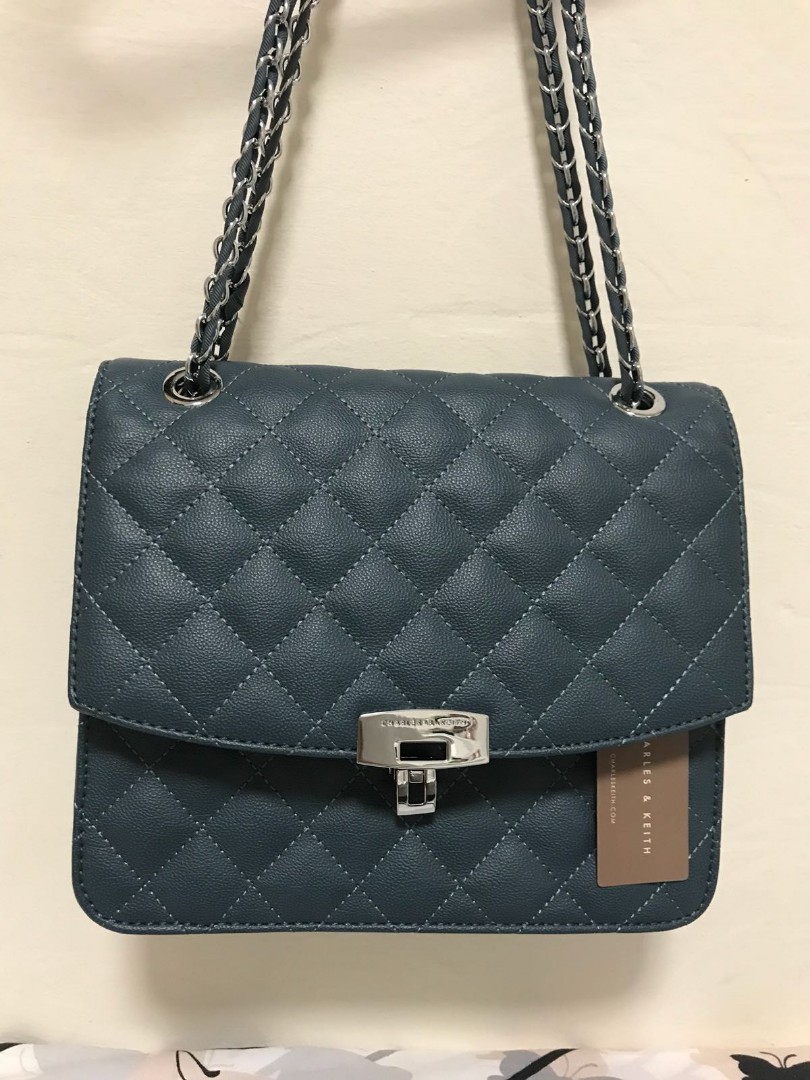 charles and keith boxy bag