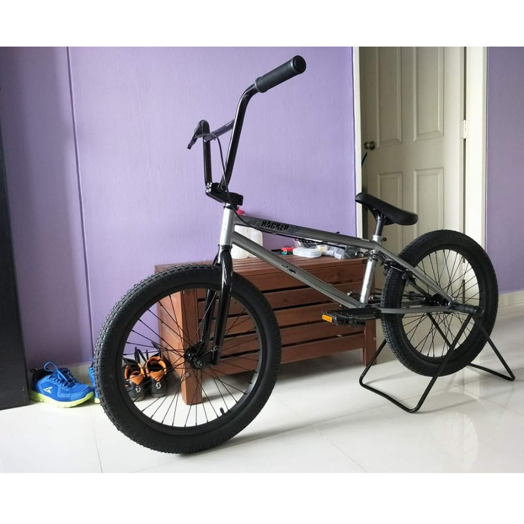 Ruption hacker top bmx bike