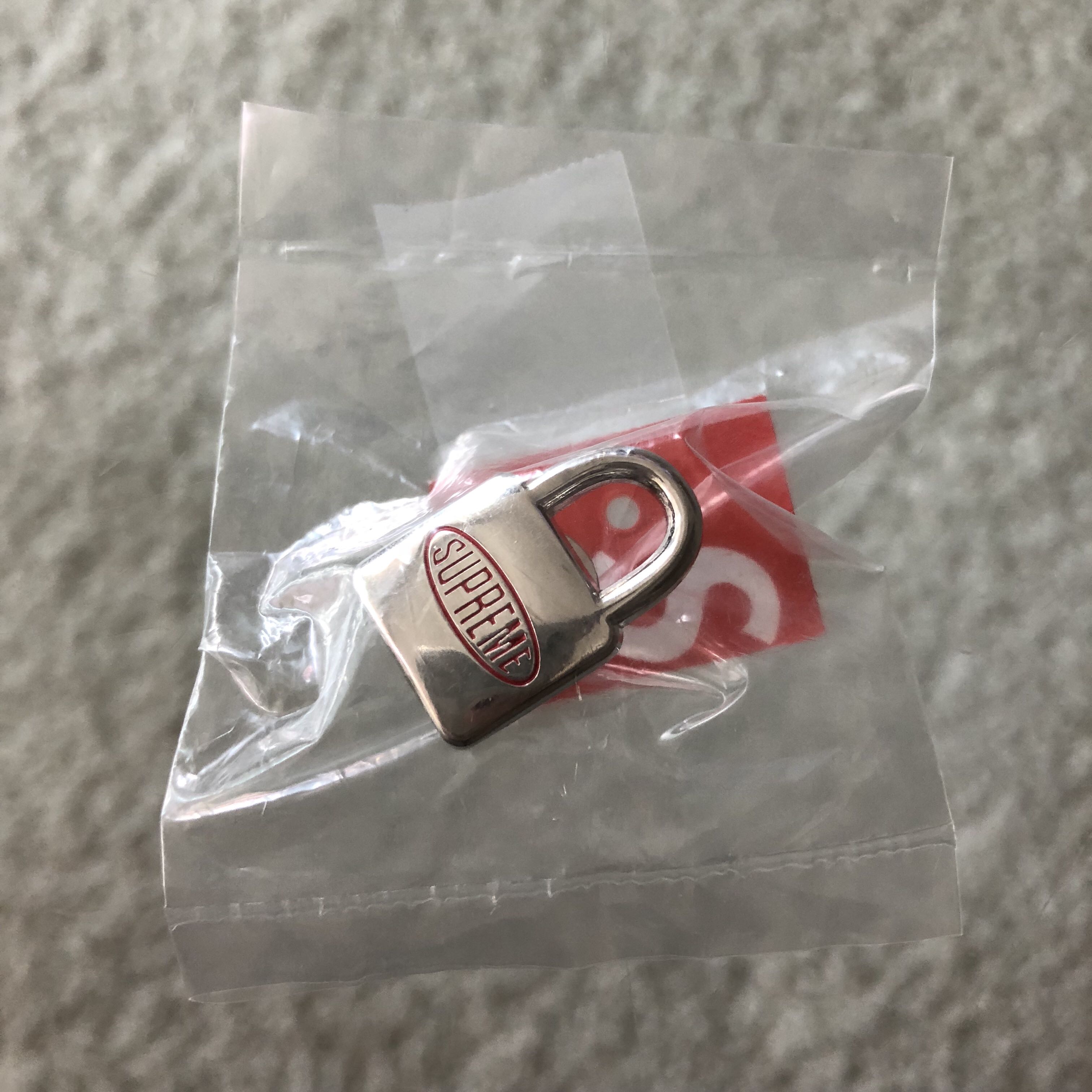 Supreme lock pin hotsell