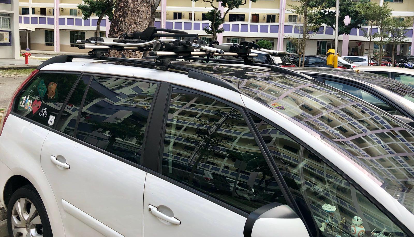 Thule Car Bike Rack and carriers (x3), Sports Equipment, Bicycles