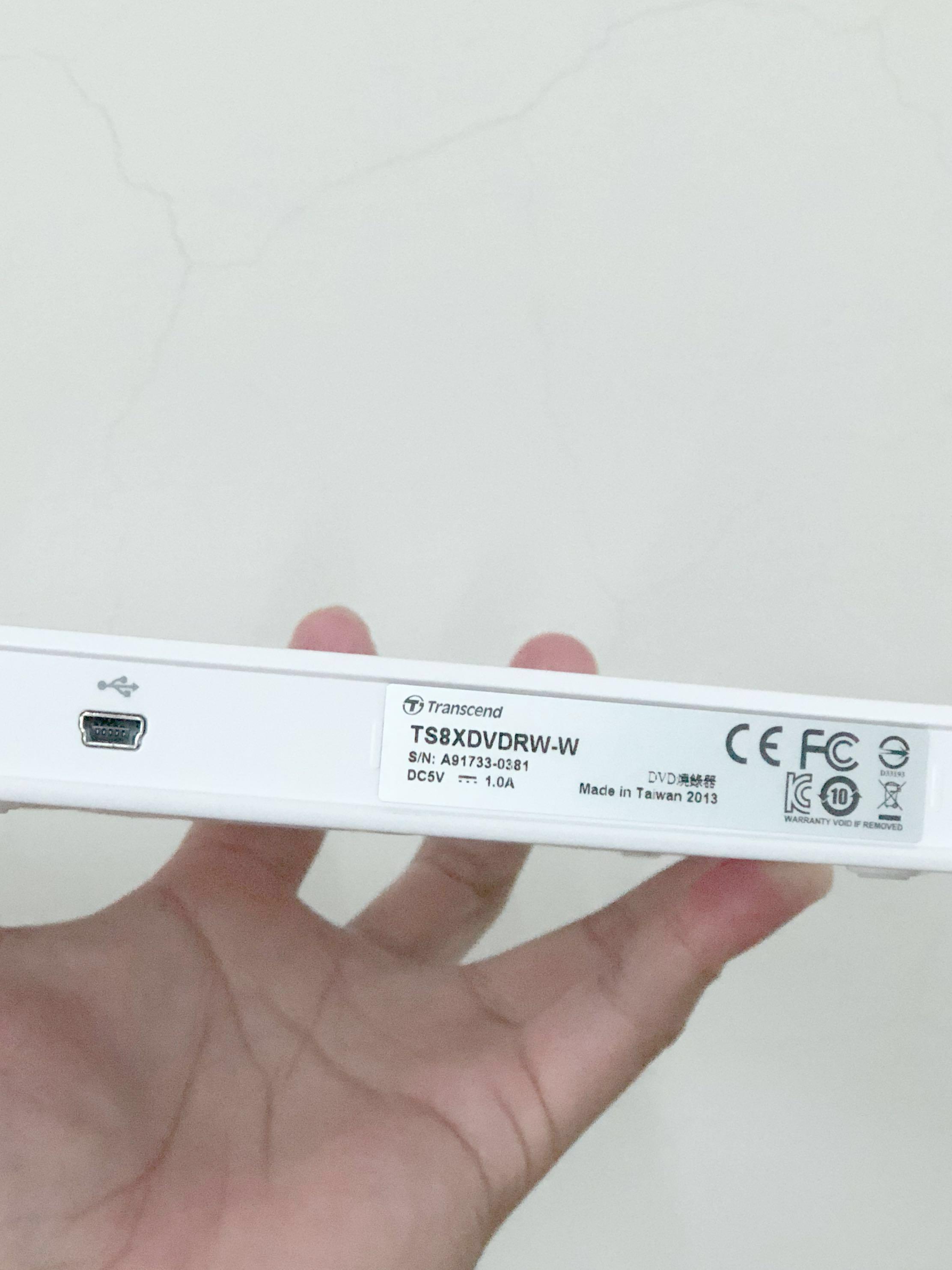 ［降價］創見 TRANSCEND TS8XDVDRW-K/TS8XDVDRW-W光碟機/燒錄機 白色 (創見8X DVD,Slim  type,USB,white )