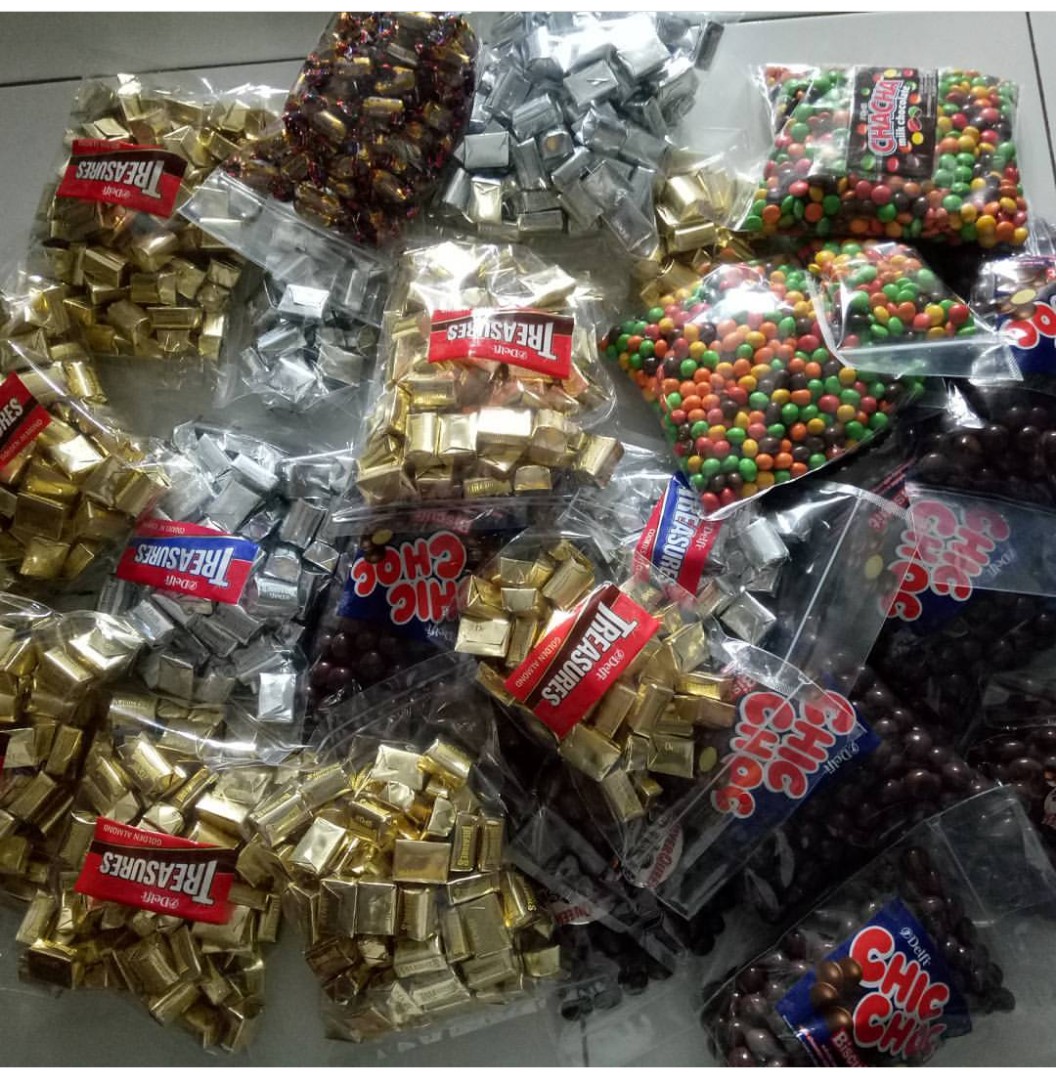 Aneka Coklat Kiloan Makanan Minuman Snek Di Carousell