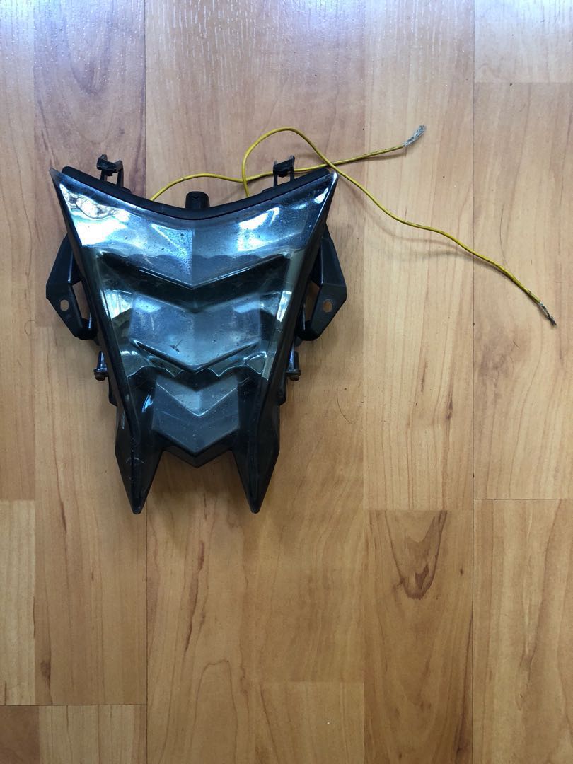2020 bmw s1000rr tail light
