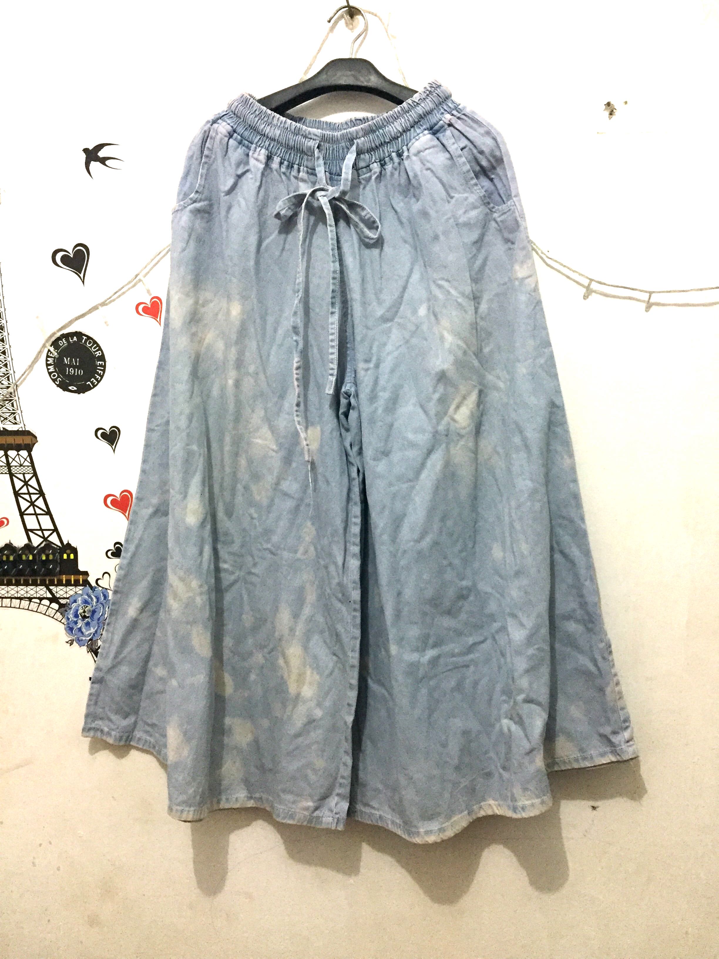 Celana kulot jeans Preloved Fesyen Wanita Pakaian Wanita di Carousell photo photo photo photo