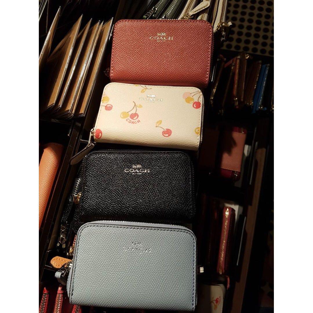 coach zip coin purse