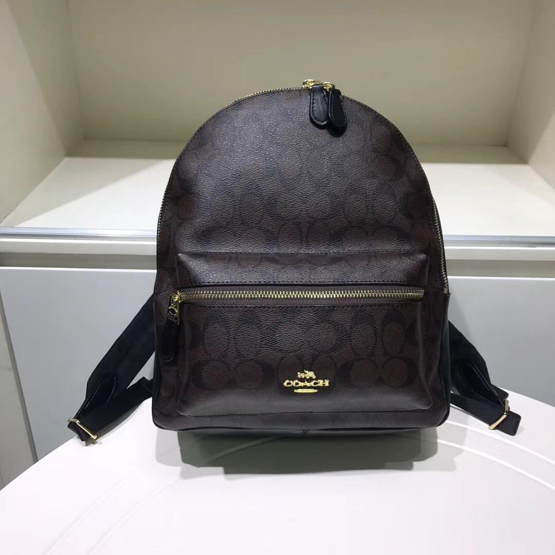 Coach F320 最新款中號雙肩書包 名牌精品 精品包包在旋轉拍賣
