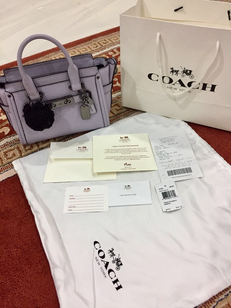 Coach Kitty Ariana Grande, Women's Fashion, Bags & Wallets, Purses &  Pouches on Carousell
