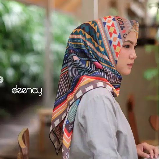 Deenay Nagita Slavina Women S Fashion Muslim Fashion On Carousell