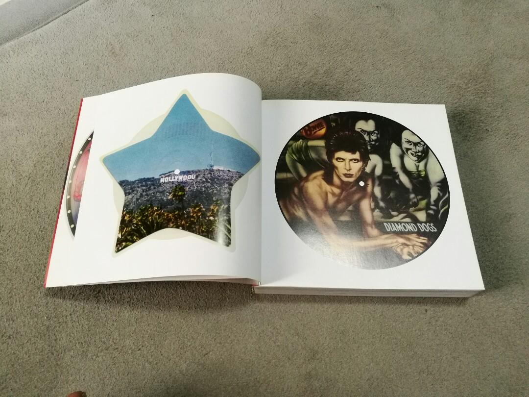 EXTRAORDINARY RECORDS book, Hobbies & Toys, Books & Magazines