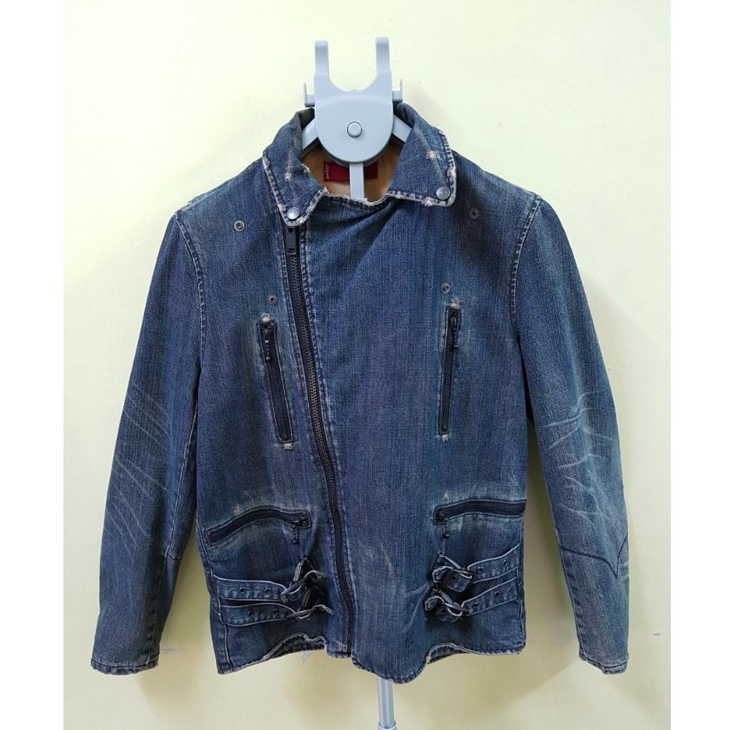 Levis RED TAB Denim Jacket, L., Men's Fashion, Coats, Jackets and Outerwear  on Carousell