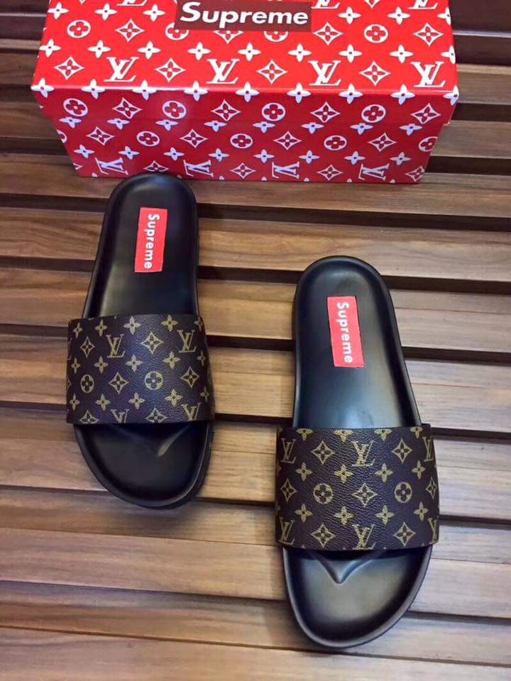 Supreme lv slippers clearance