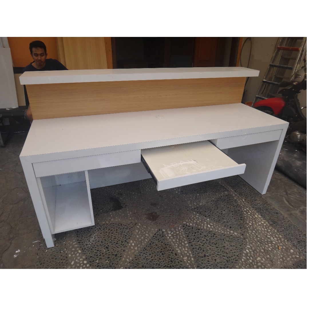 MEJA RESEPSIONIS CUSTOM Perabotan Rumah di Carousell MEJA RESEPSIONIS CUSTOM Perabotan Rumah di Carousell