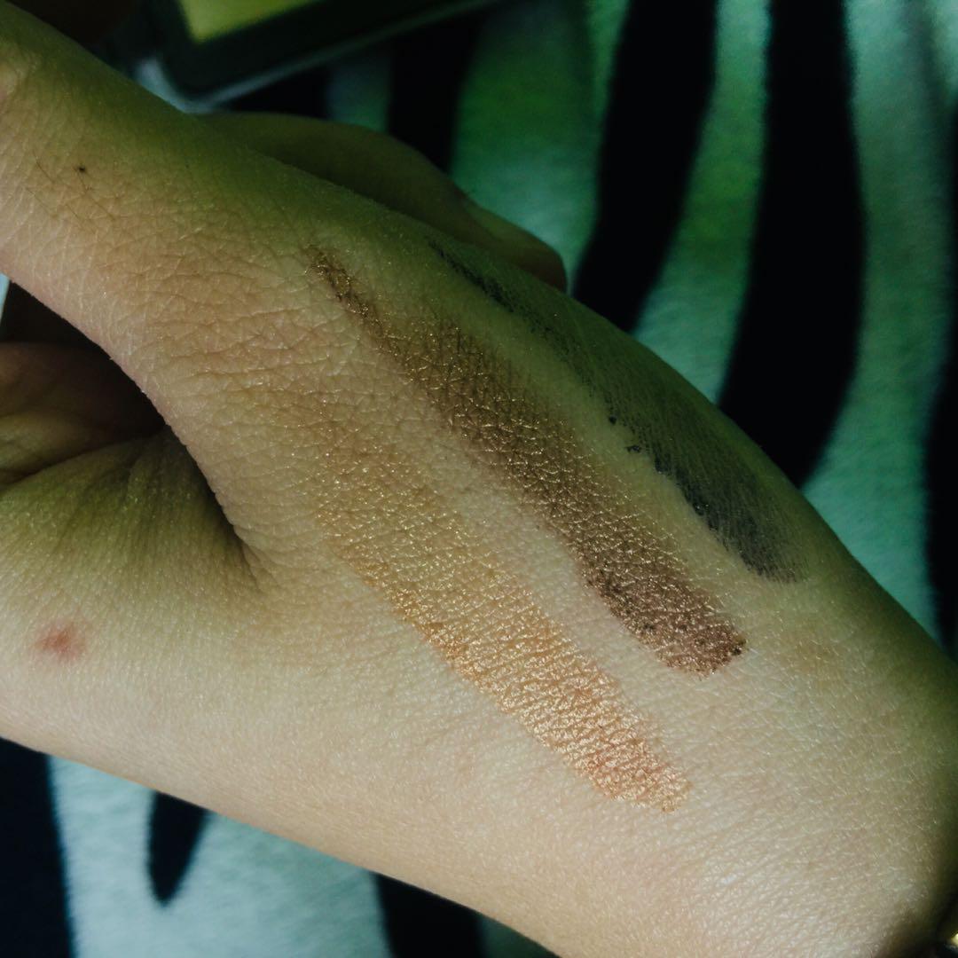 Naked 2 eyeshadow pallete (Category: Makeup) located in Manila. Submitted by koloretemnl (Listing ID 187290255, Image 3). Description: This pallete is preloved. Used once nung debut ng friend ko. Di ko na din nagamit cos im not a fan of eyeshadow. Lol. Not auth but the shades are highly pigmented hence the price.