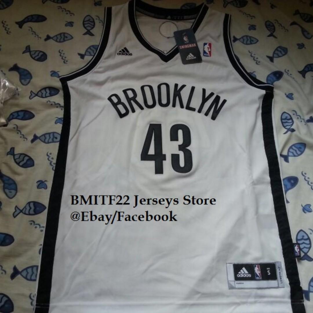 kris humphries jersey