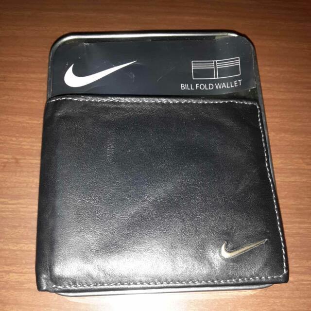 original nike golf wallet for men Men s Fashion Watches