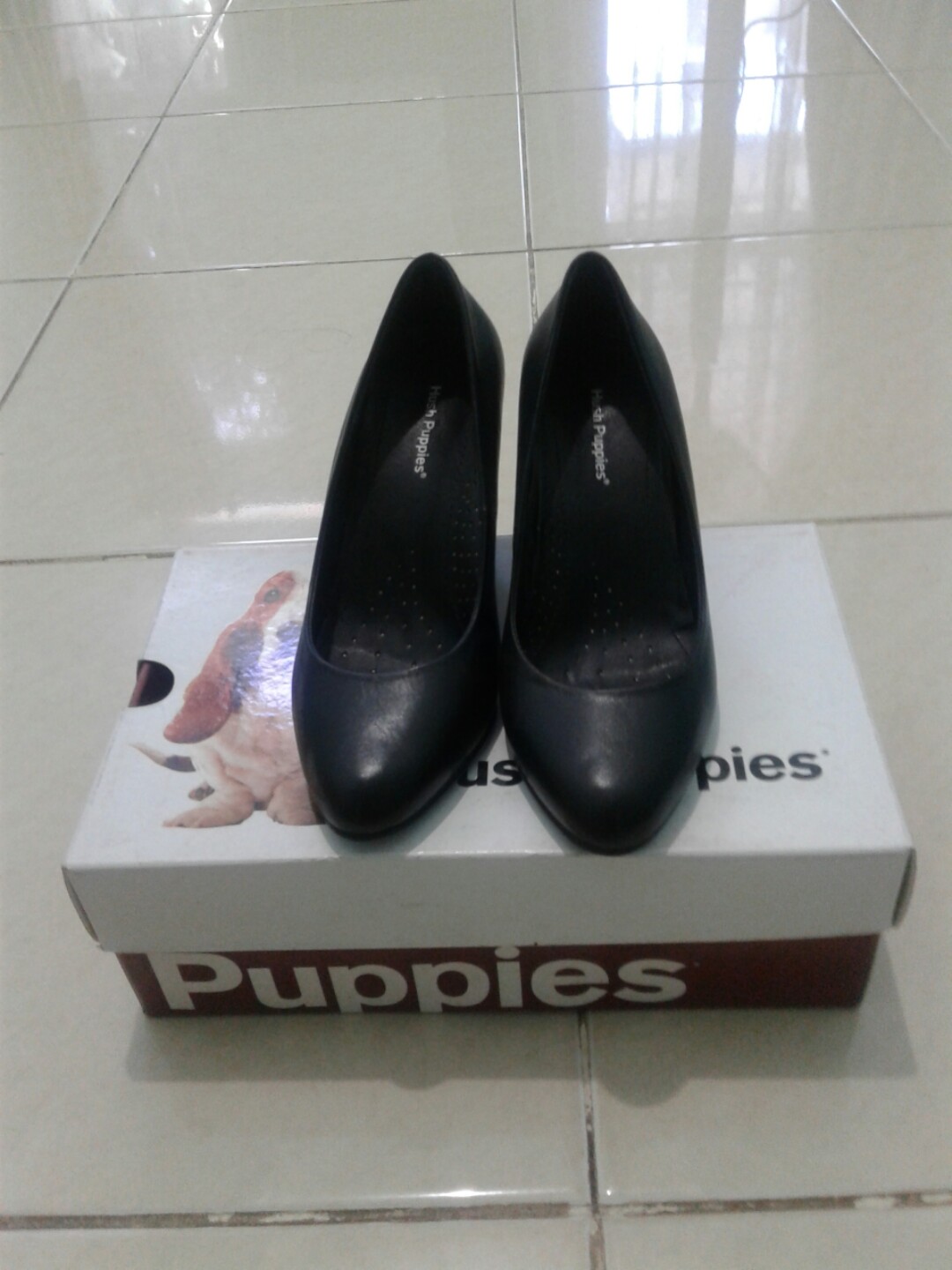 Sepatu Wedges Hush Puppies Original 37 38 Fesyen Wanita Sepatu Di Carousell