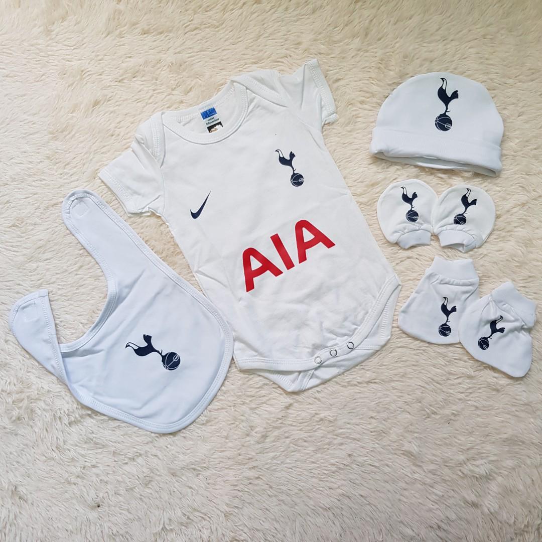 Tottenham sales newborn outfit
