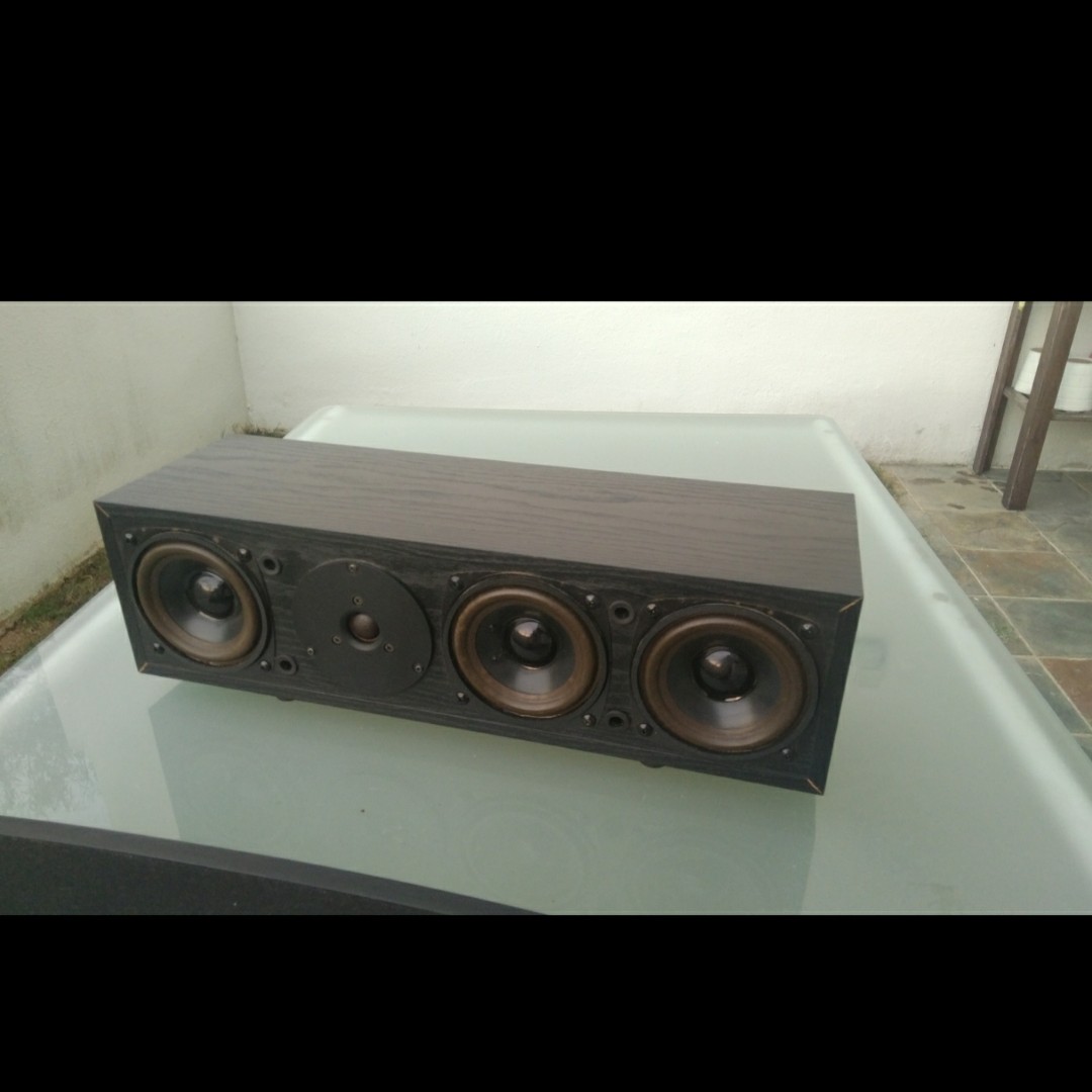 Acoustic Research MC1 Centre Speaker 