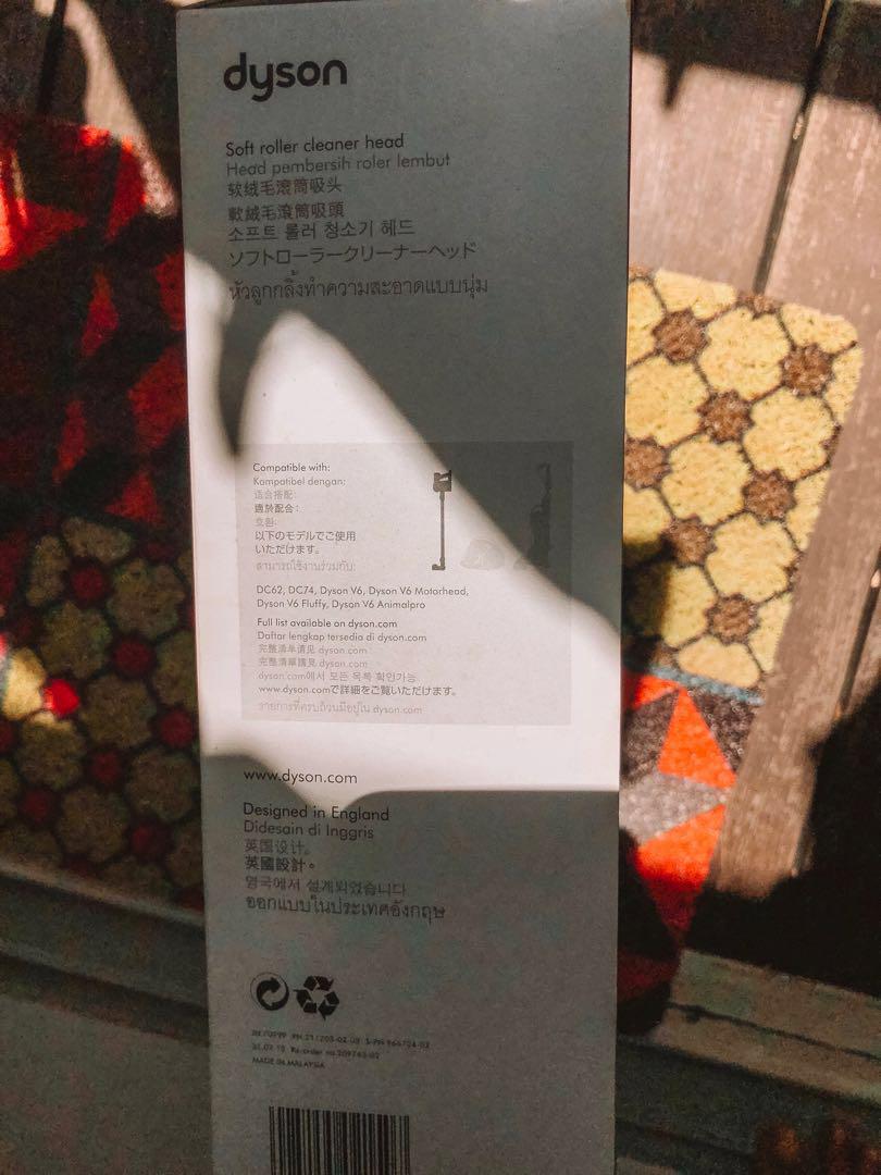 Dyson V6 Attachment For Carpet Cleaning Home Appliances Cleaning Laundry On Carousell